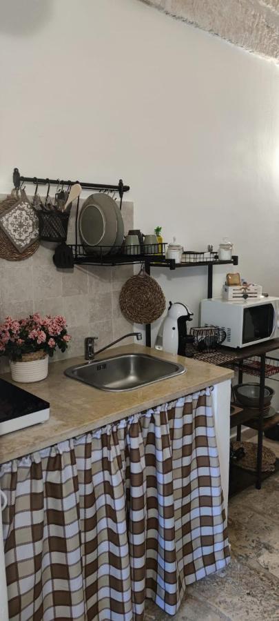 הוילה אוסטוני Dimora Martina מראה חיצוני תמונה